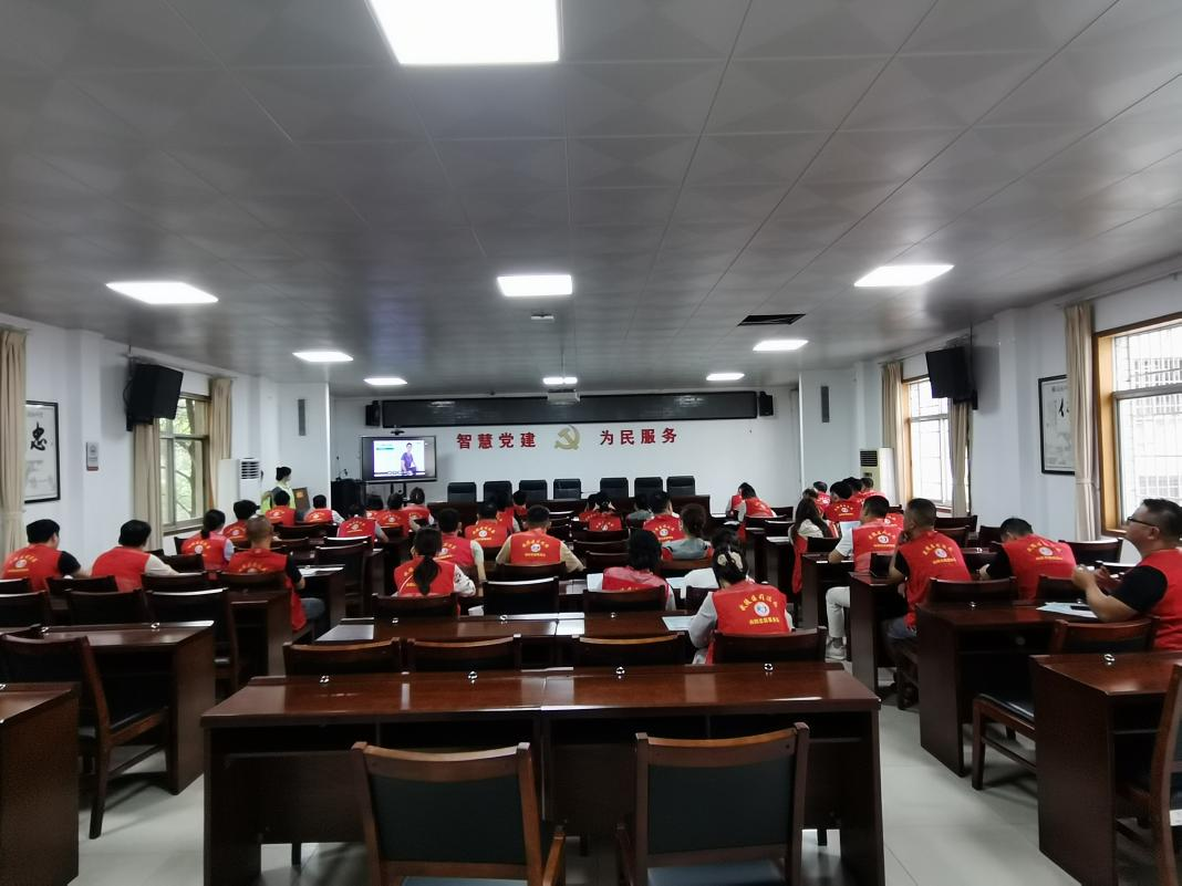 丹阳司法所组织社区矫正对象开展防溺水宣传活动
