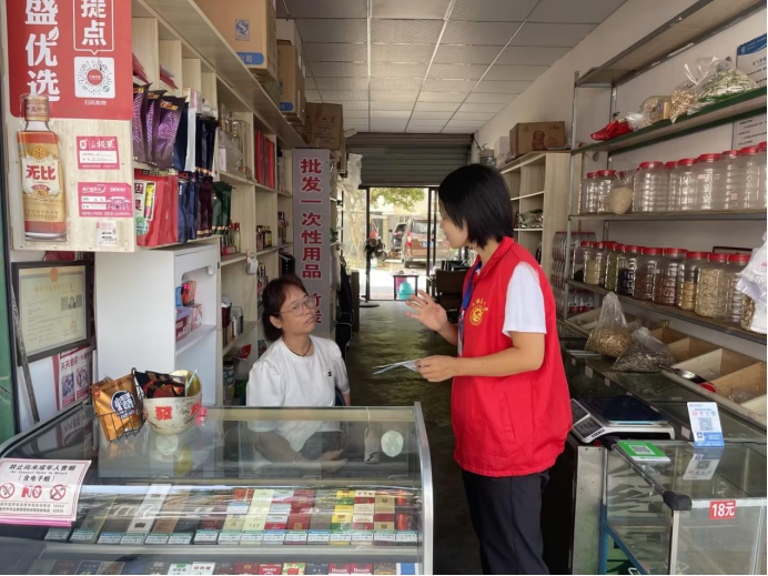 长庚街道廖桥社区开展防范非法集资宣传活动