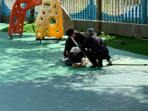 丹洲乡坪湖幼儿园进行反恐防暴安全演练