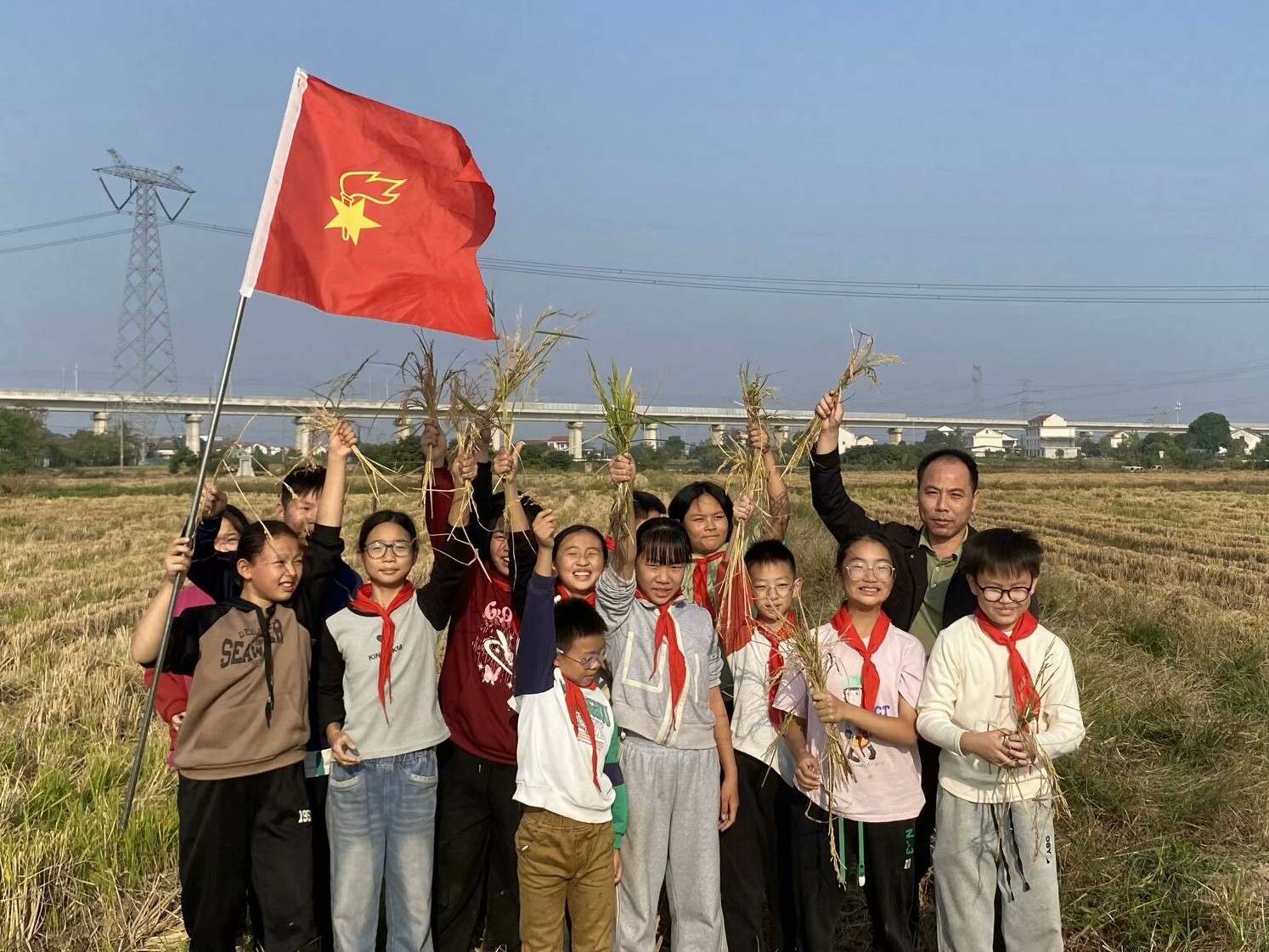 社木铺小学：劳有所获 悦享丰收