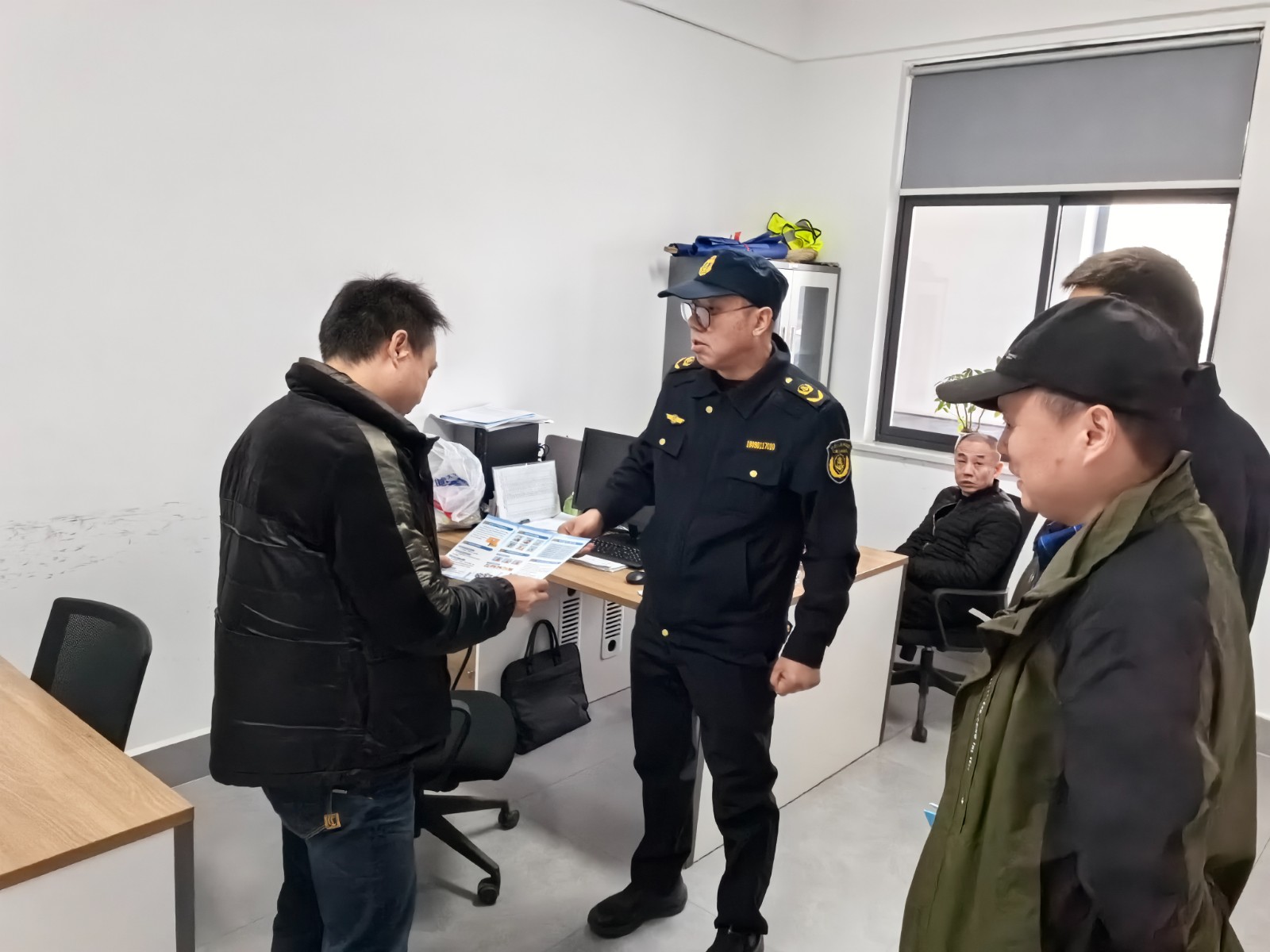 武陵区交通运输局：强化货运源头监管 助力春运道运安全