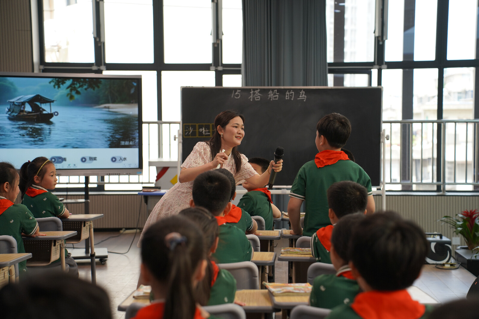 武陵区第五片区小学语文教师教学竞赛圆满举行