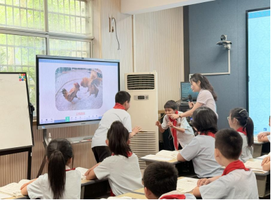 武陵区第三片区小学语文课堂教学竞赛在卫门口小学举办