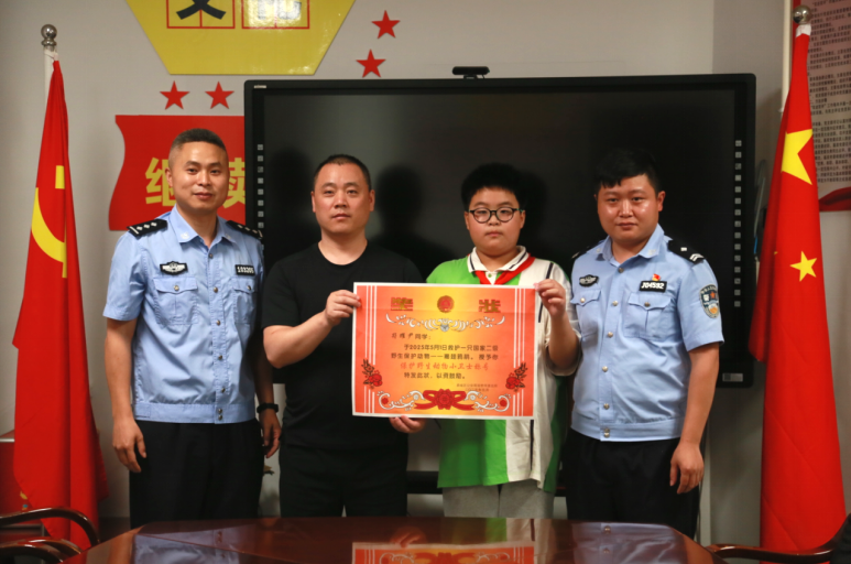 武陵区北正街小学：警民携手 守护生态和谐