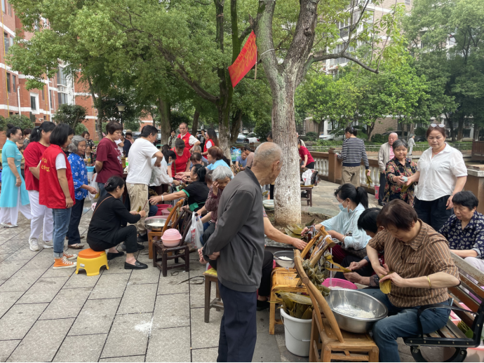 长庚街道廖桥社区开展“浓情端午 棕香快乐"主题活动