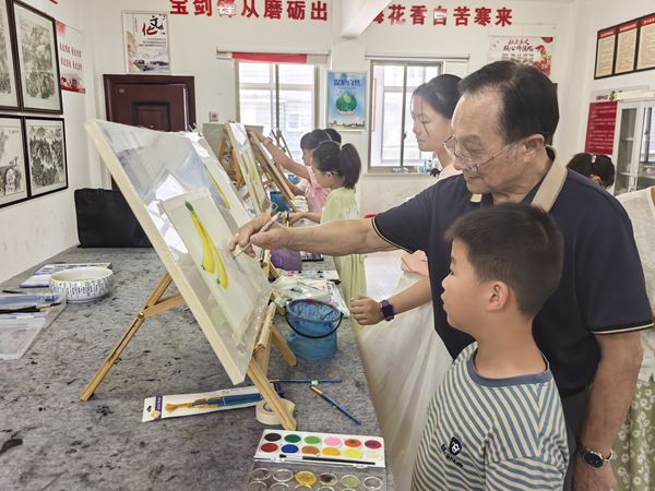 翰墨丹青润童心｜永安街道甘露寺社区第九期免费书画班清凉开班