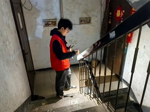 永安街道东苑社区：学子志愿服务社区  青春亮色映照文明