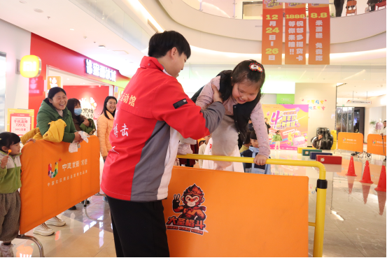 芙蓉街道“芙蓉花课堂”更新 体能公益课为少儿健康成长保驾护航