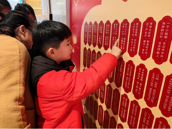 芙蓉街道：趣味猜灯谜 非遗闹元宵