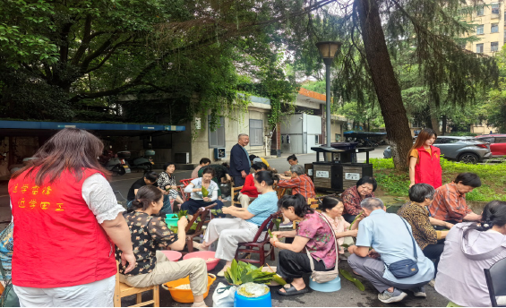 浓情端午 邻里同心——芙蓉街道芙蓉社区开展端午主题活动